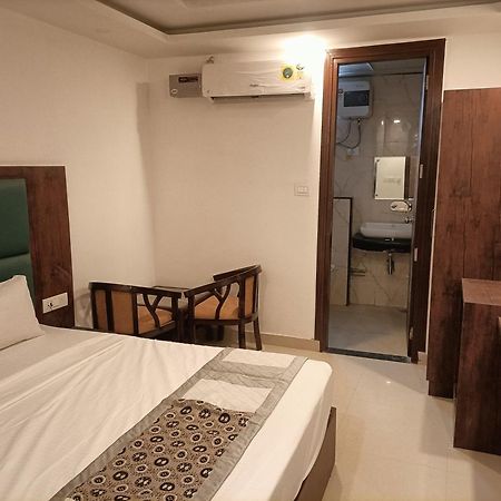 Hotel Grand Aerotech New Delhi Eksteriør billede